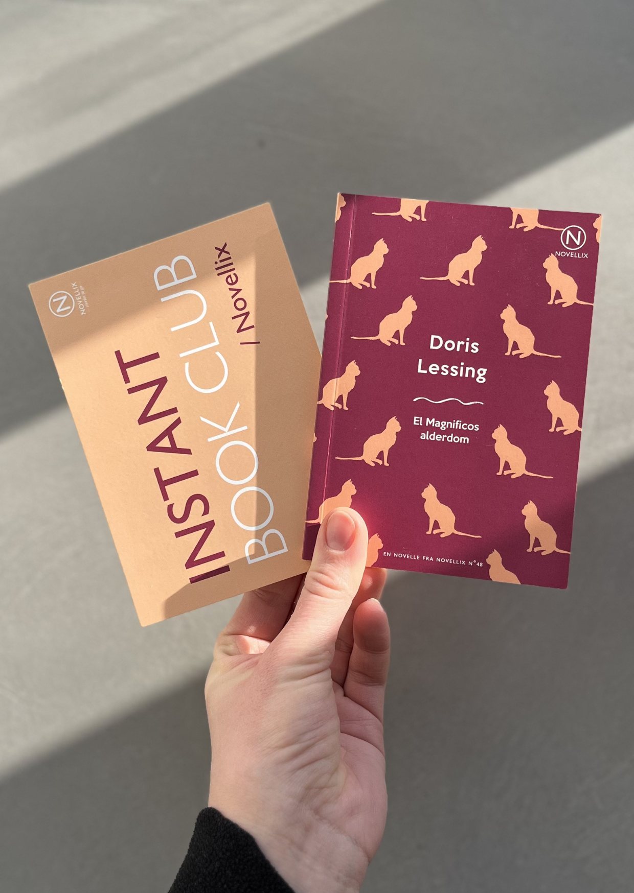 INSTANT BOOK CLUB med El Magnificos alderdom